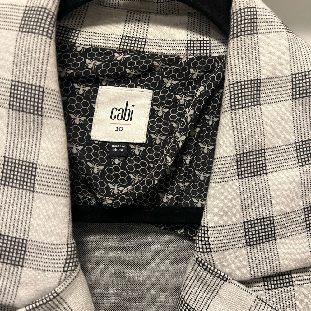Cabi Valentina Blazer & Skirt (Skirt Suit) - Picture 11 of 12